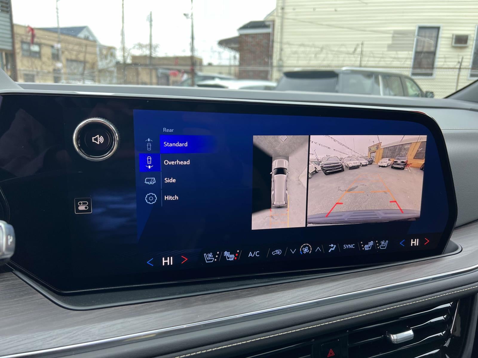 2025 Chevrolet Suburban 4WD Premier