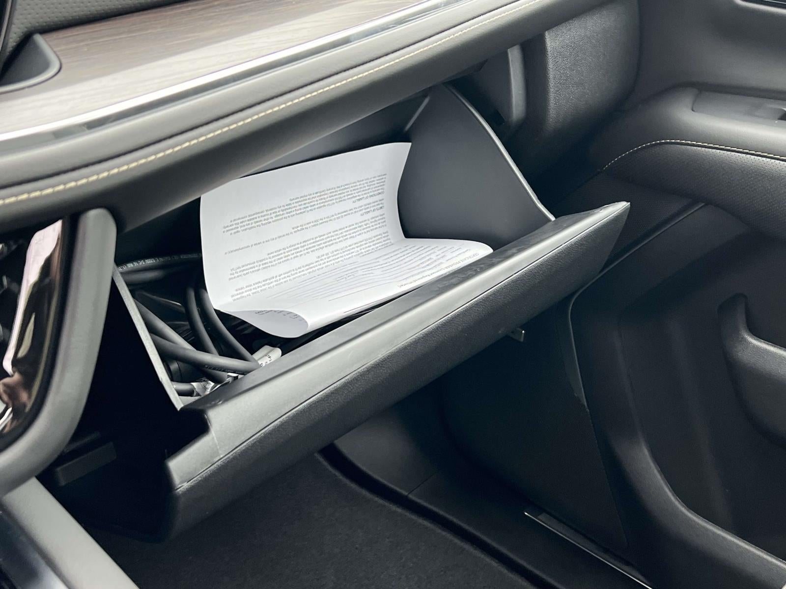 2025 Chevrolet Suburban 4WD Premier