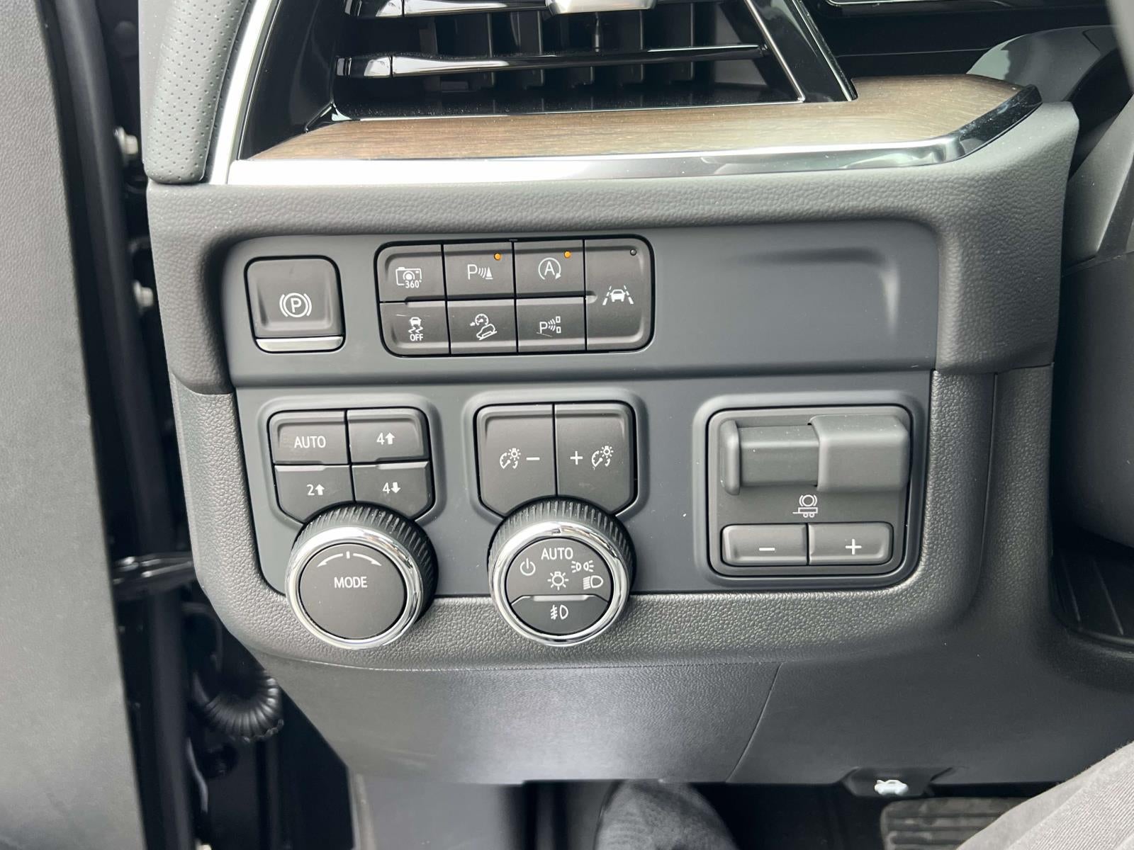 2025 Chevrolet Suburban 4WD High Country