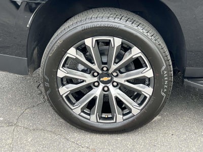 2025 Chevrolet Suburban 4WD High Country