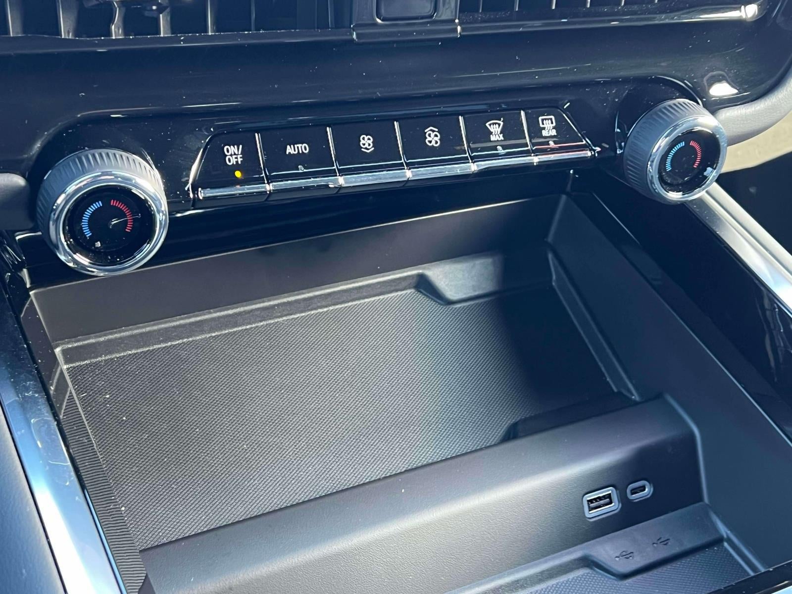 2026 Chevrolet Tahoe 4WD LS