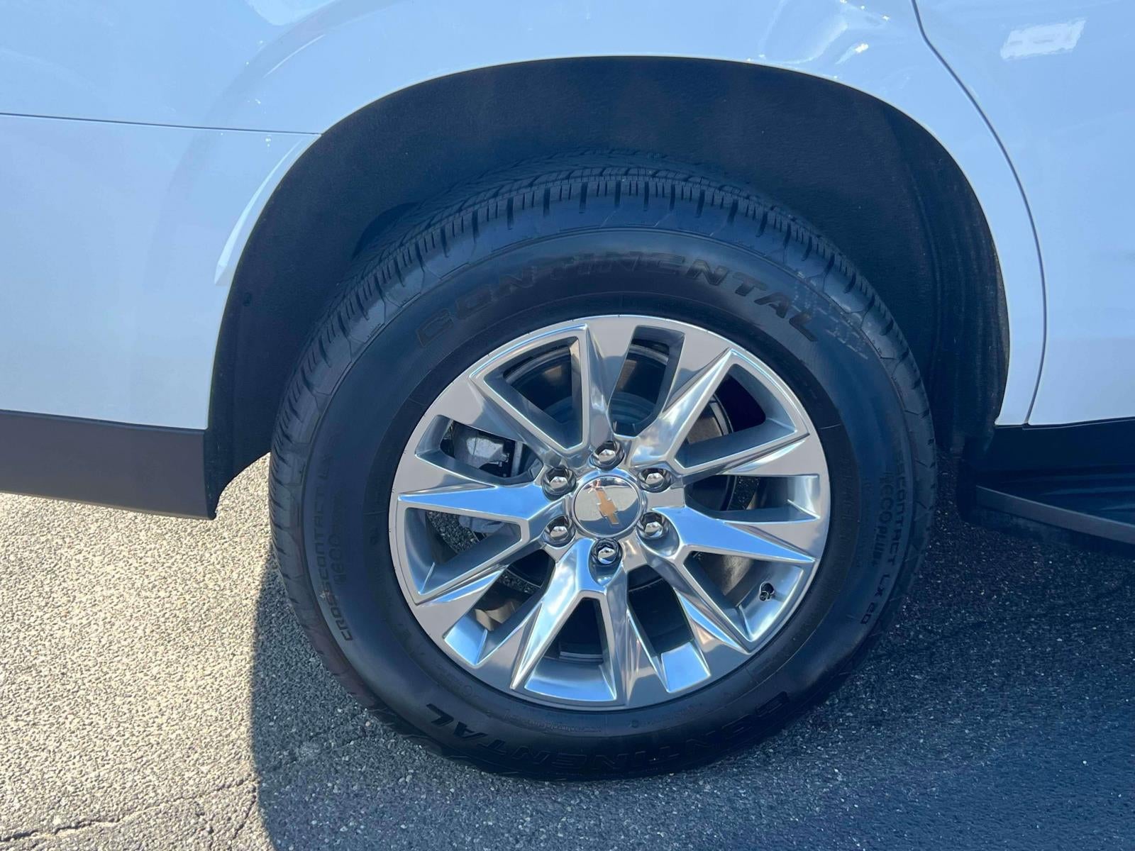 2025 Chevrolet Tahoe 4WD LS
