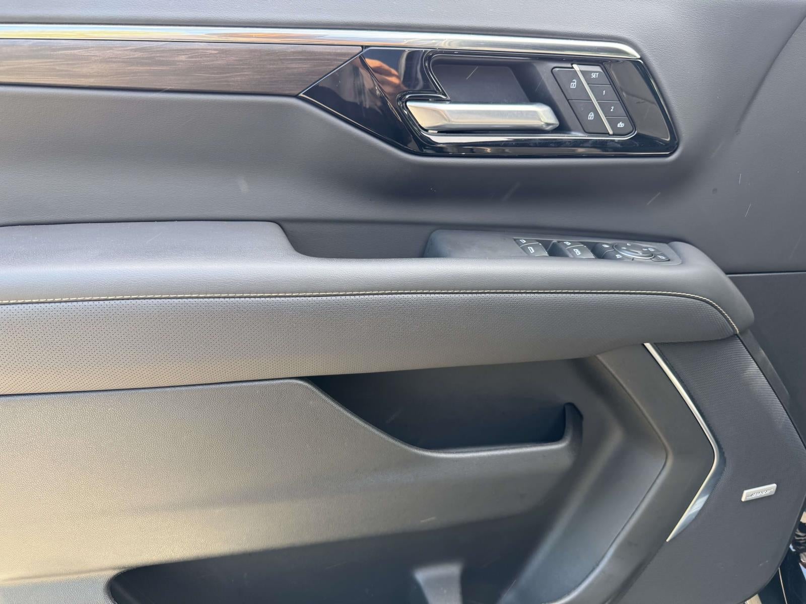 2025 Chevrolet Tahoe 4WD Premier