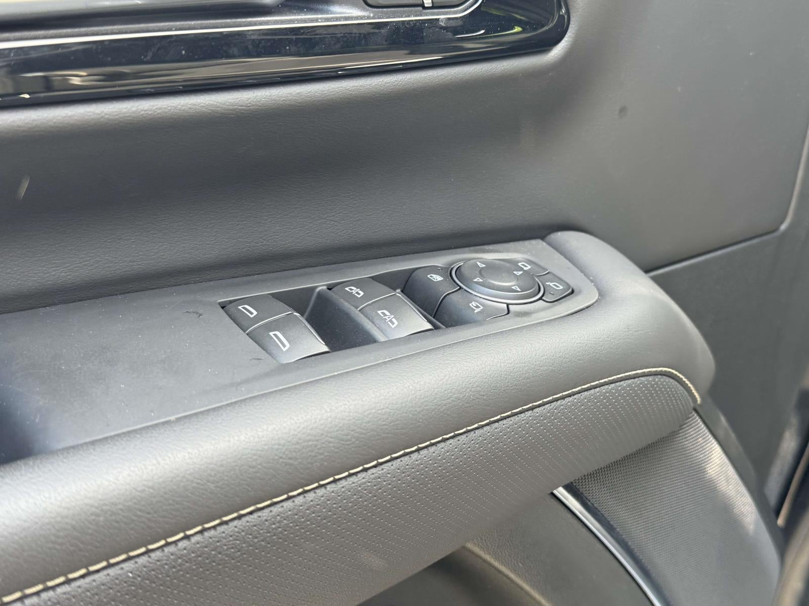 2025 Chevrolet Tahoe 4WD Premier