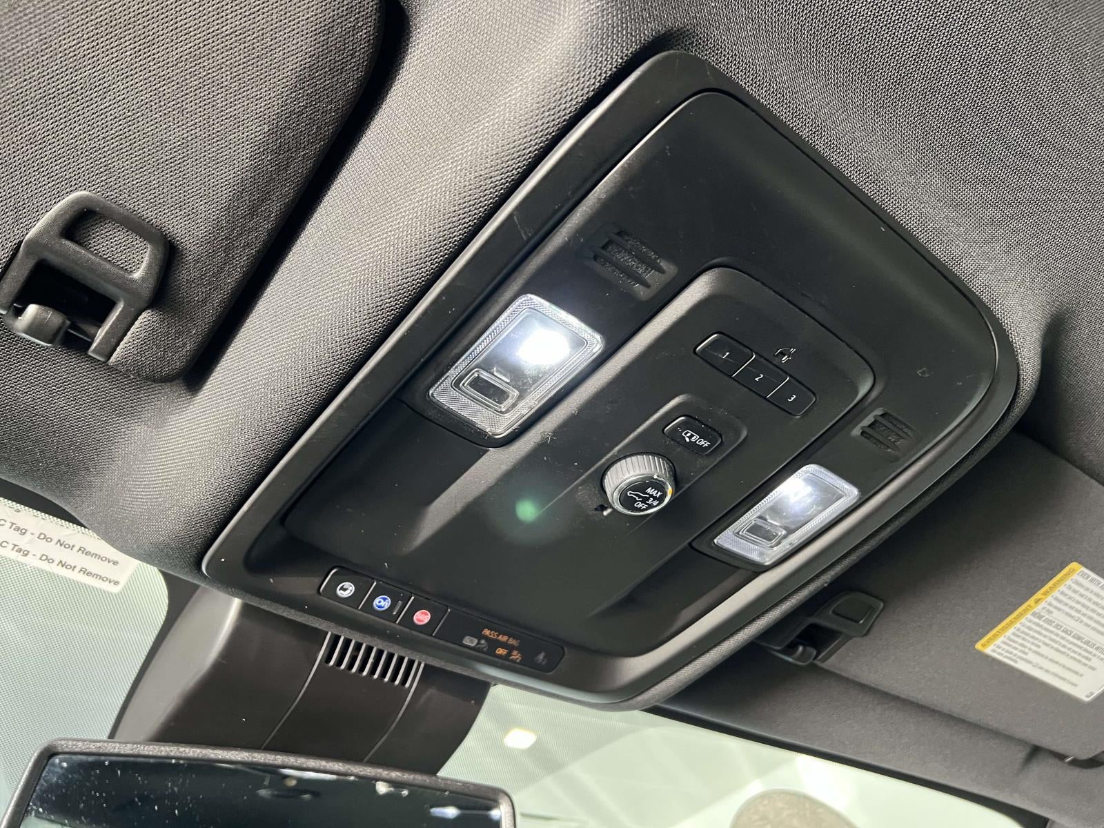 2023 Chevrolet Suburban 4WD LT