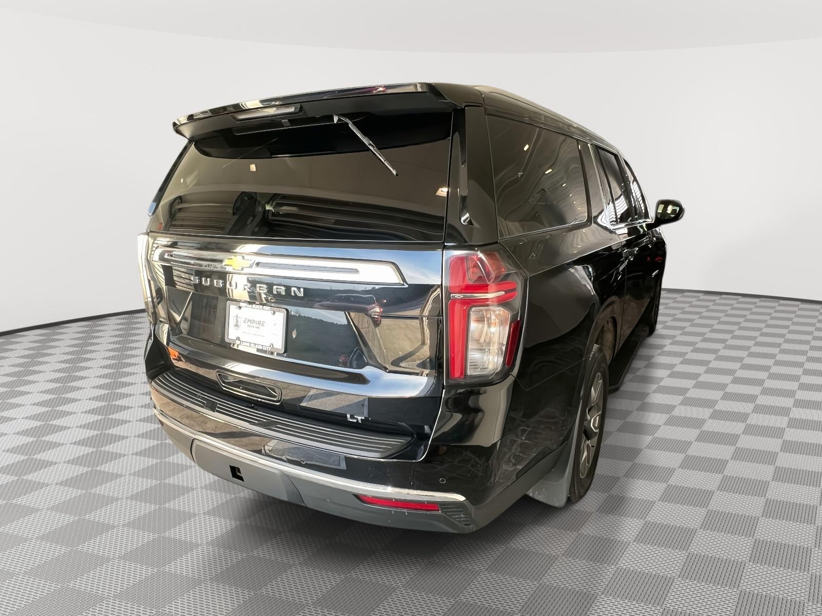 2023 Chevrolet Suburban 4WD LT