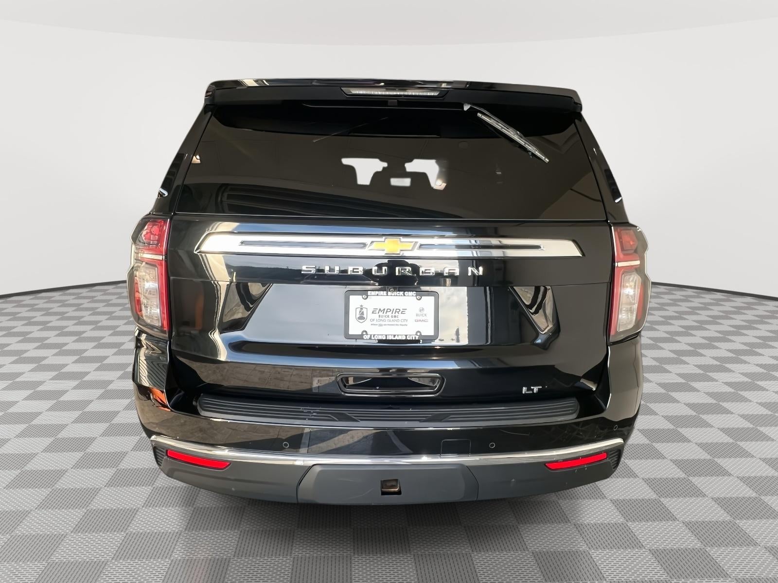 2023 Chevrolet Suburban 4WD LT