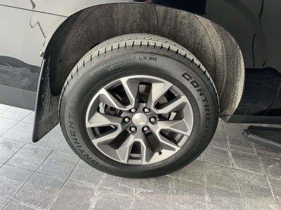 2023 Chevrolet Suburban 4WD LT
