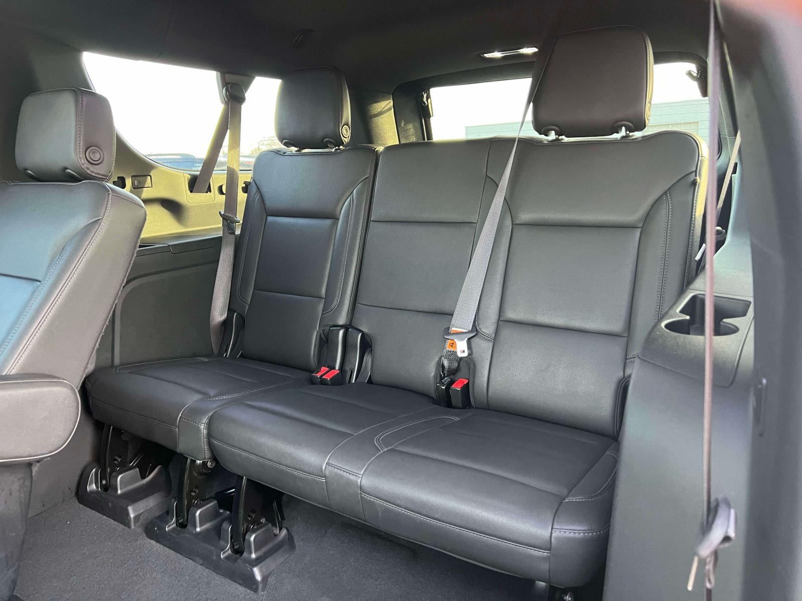 2023 Chevrolet Suburban 4WD LT