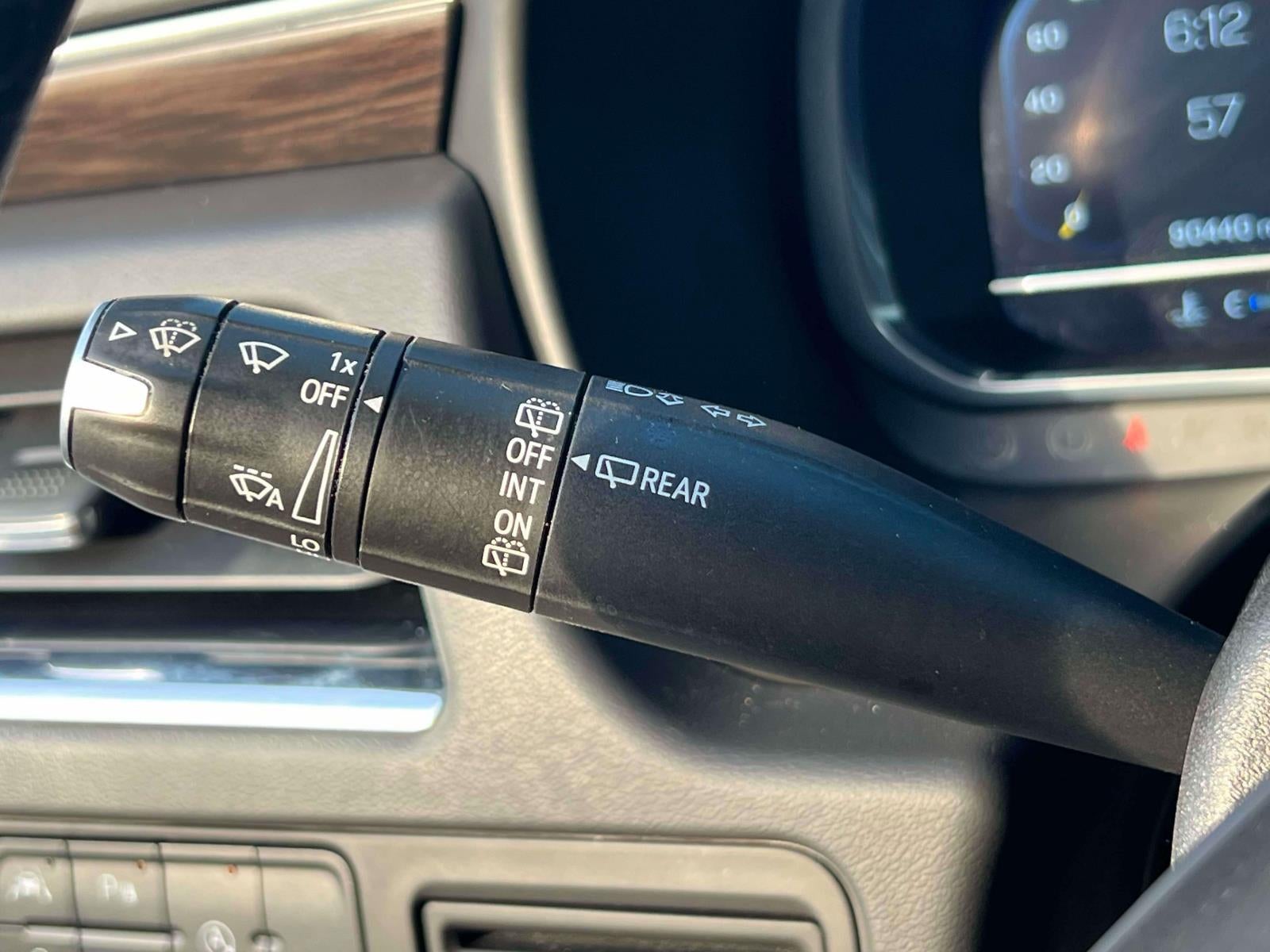 2023 Chevrolet Suburban 4WD LT