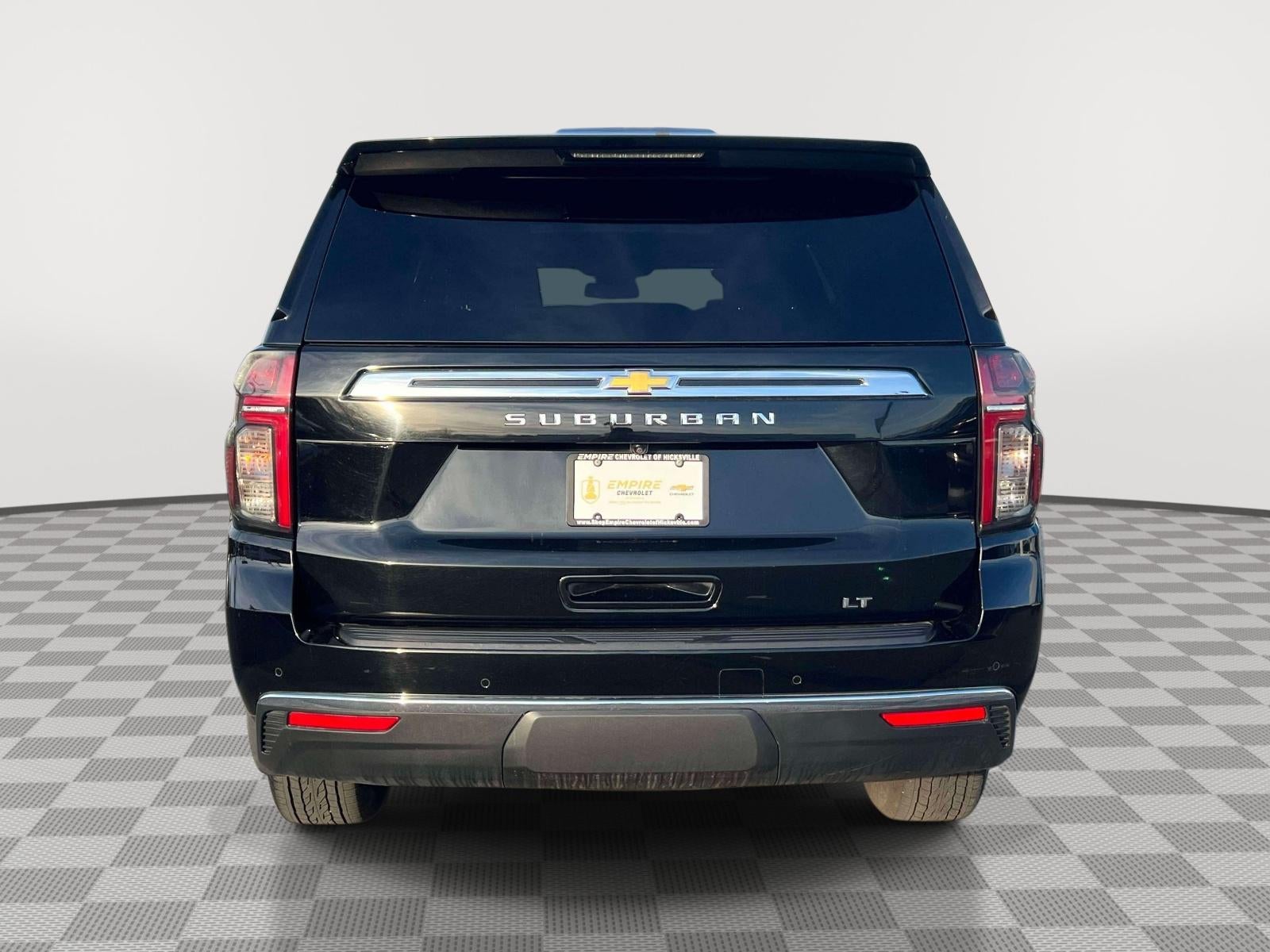 2023 Chevrolet Suburban 4WD LT
