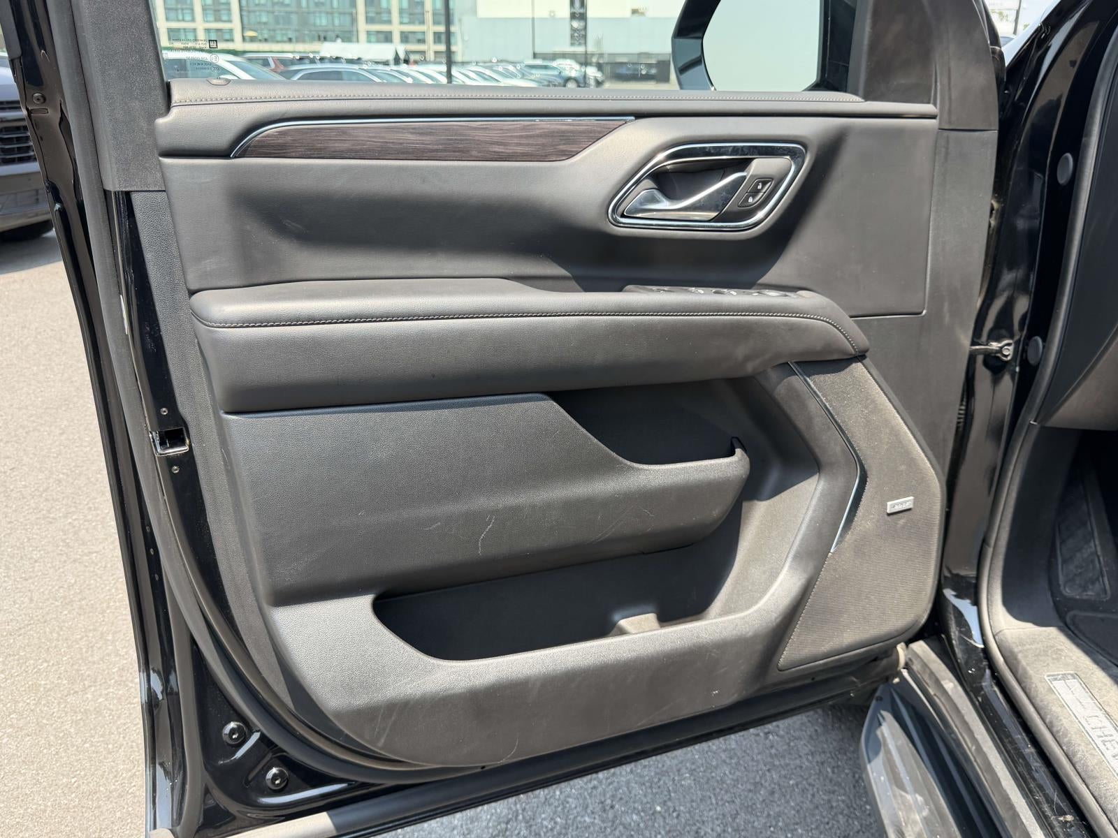 2024 Chevrolet Suburban 4WD LT