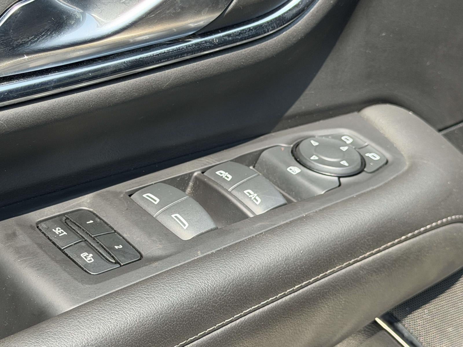 2024 Chevrolet Suburban 4WD LT