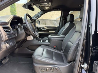 2024 Chevrolet Suburban 4WD LT