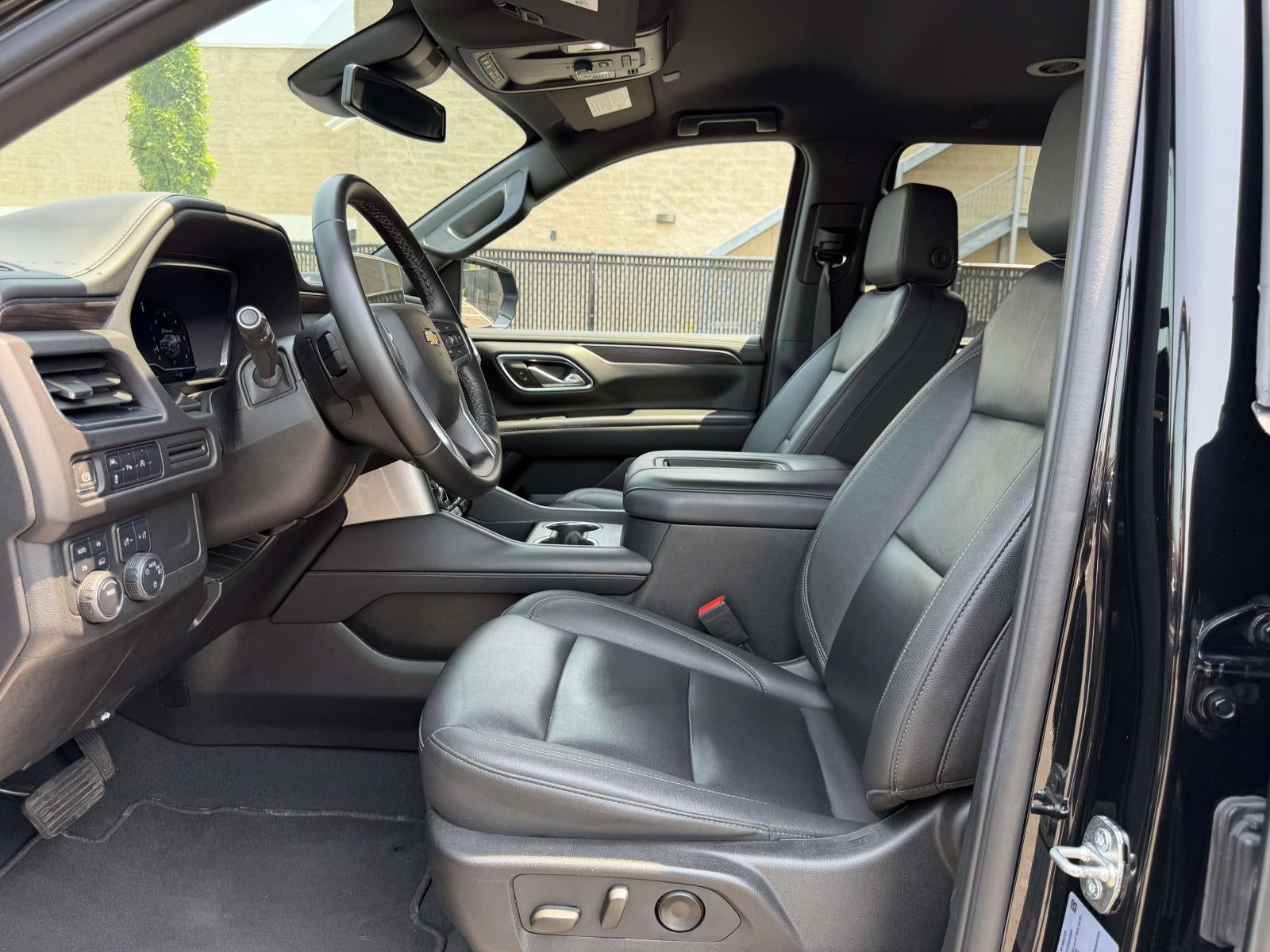 2024 Chevrolet Suburban 4WD LT