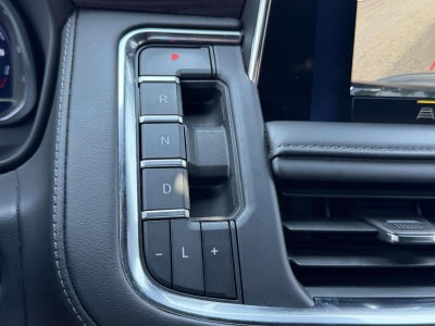 2024 Chevrolet Suburban 4WD LT