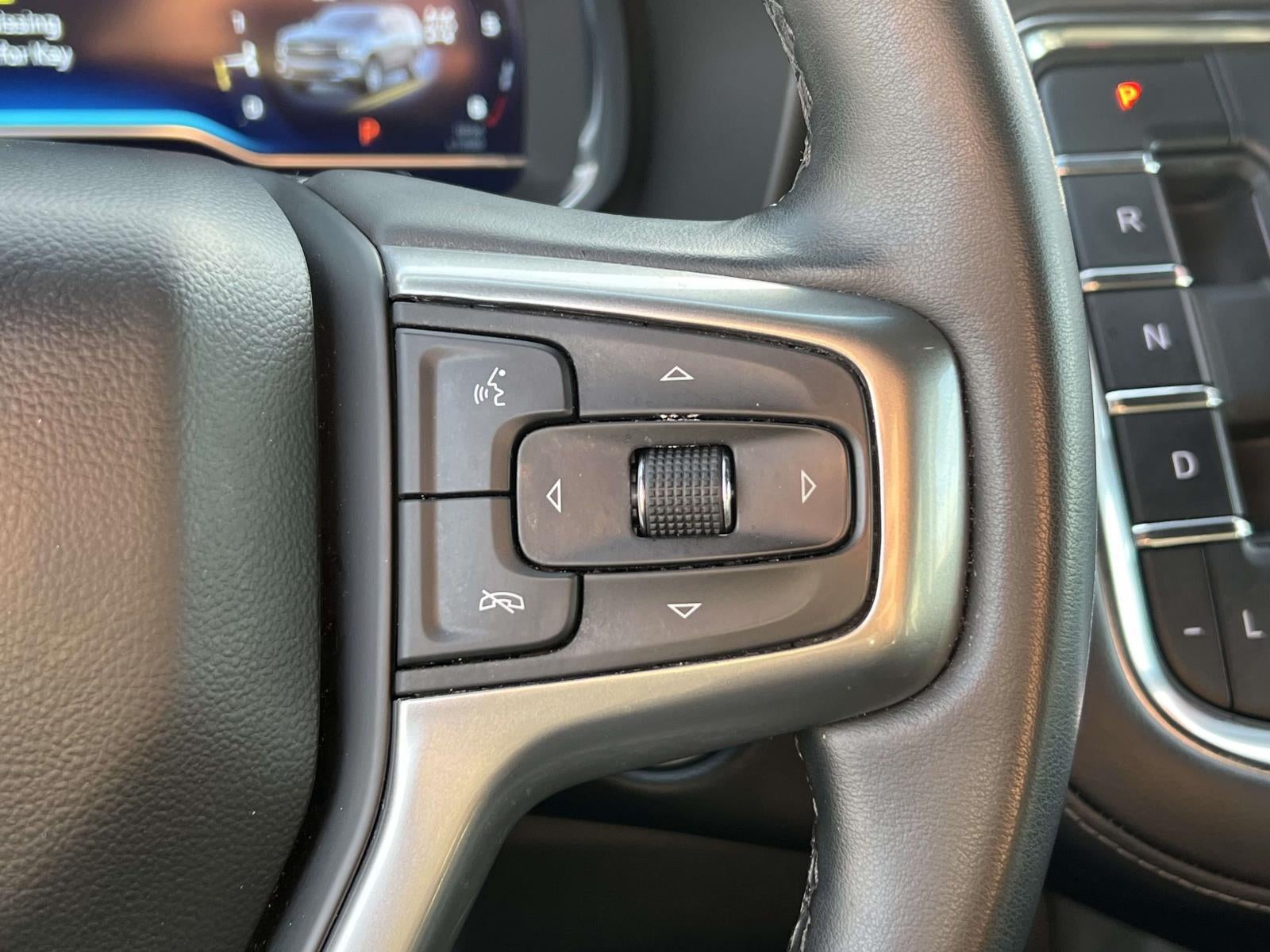 2024 Chevrolet Suburban 4WD LT