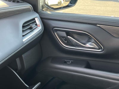 2024 Chevrolet Suburban 4WD LT