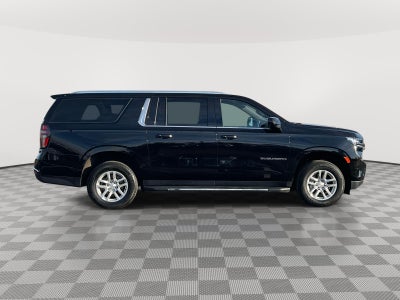 2024 Chevrolet Suburban 4WD LT