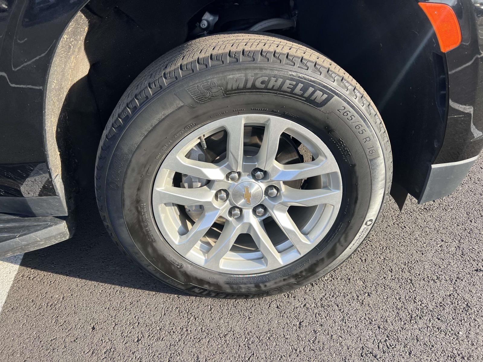 2024 Chevrolet Suburban 4WD LT