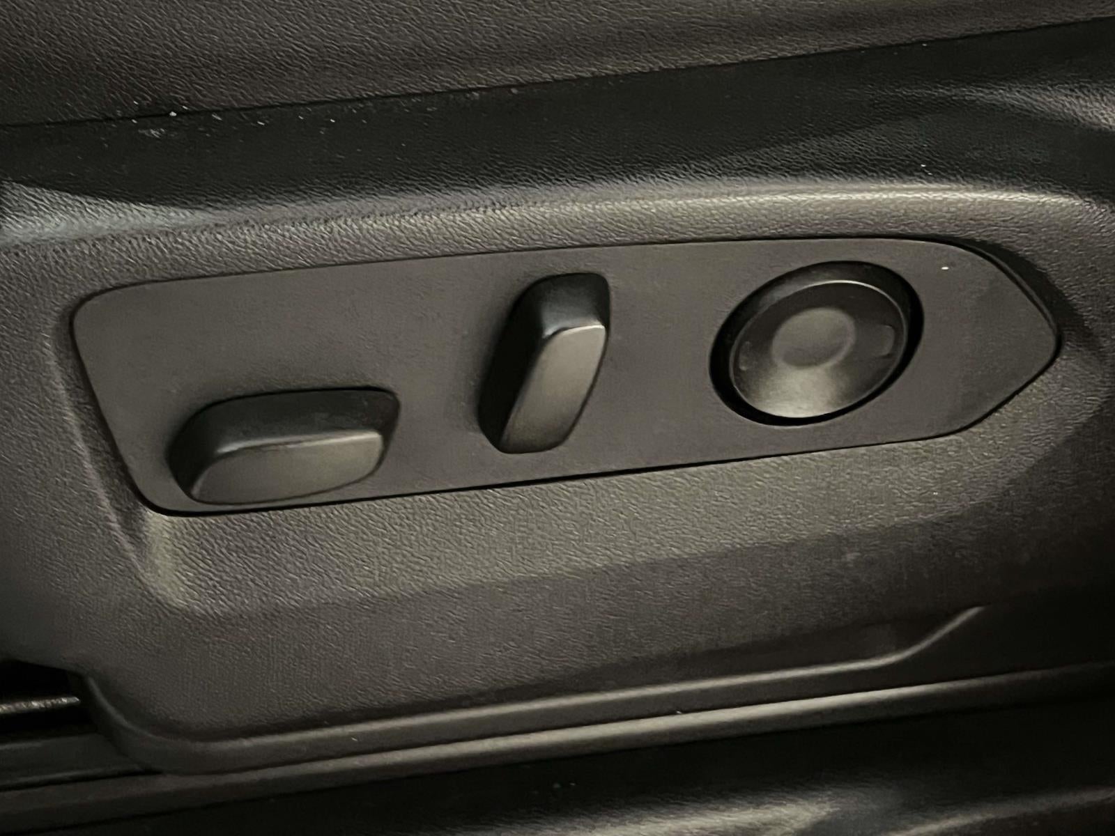 2024 Chevrolet Suburban 4WD LT