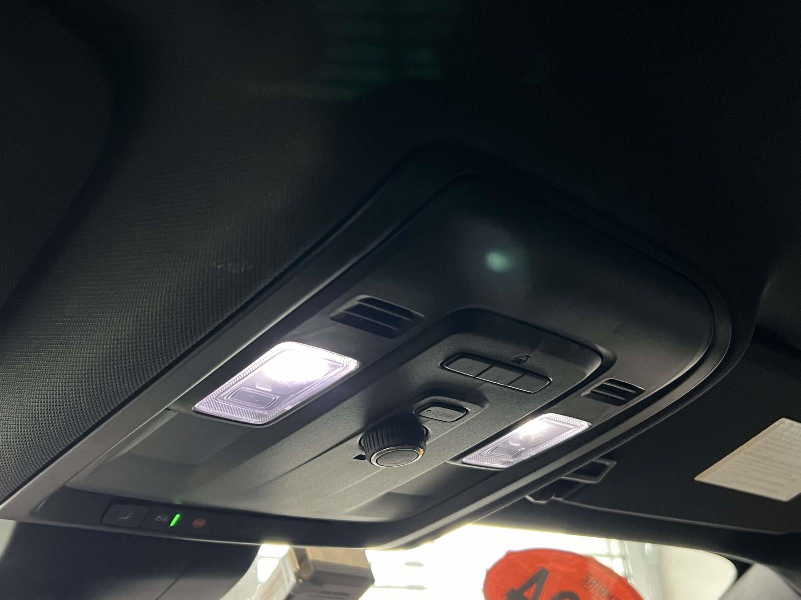 2024 Chevrolet Suburban 4WD LT