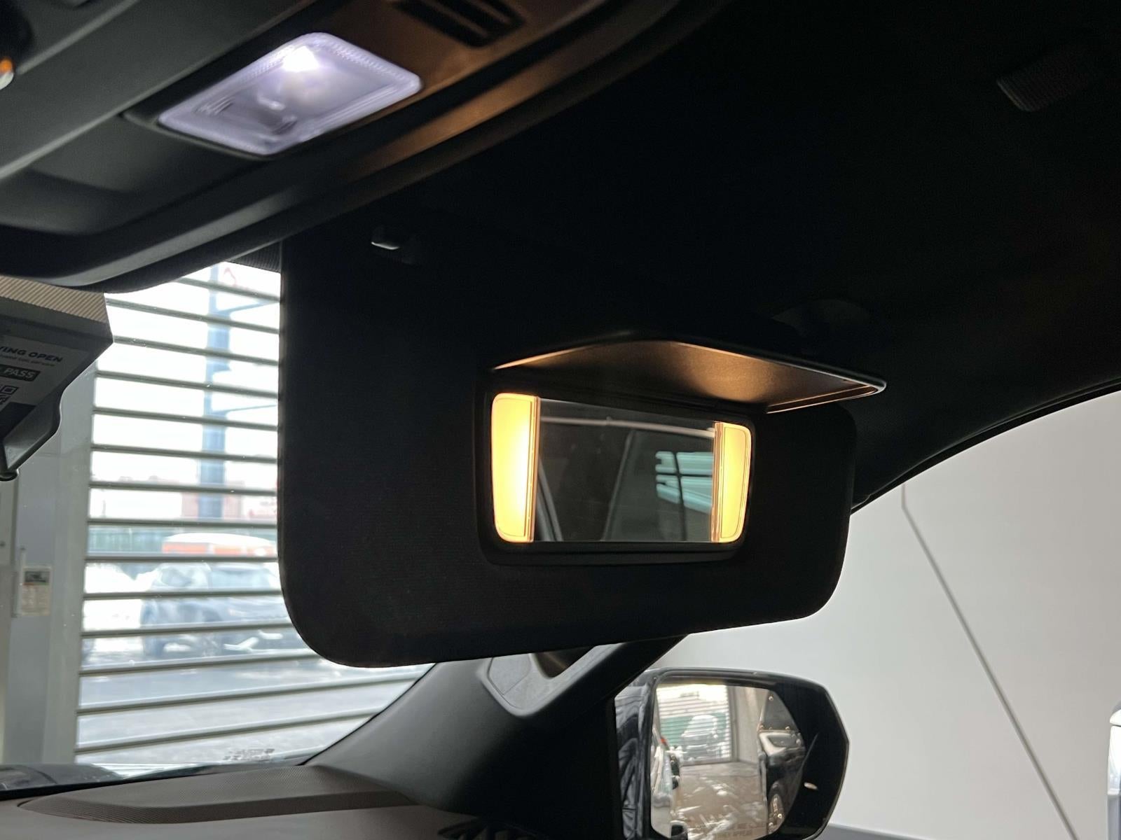 2024 Chevrolet Suburban 4WD LT