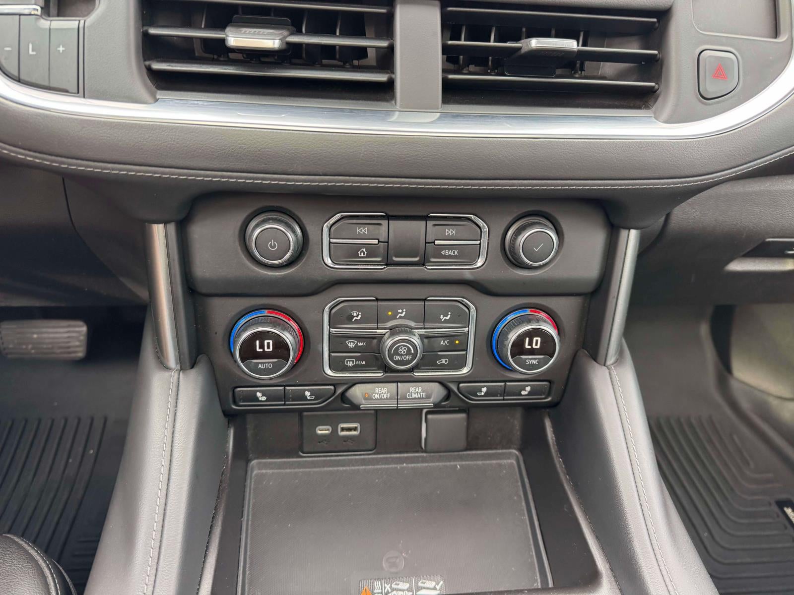 2021 Chevrolet Suburban 4WD LT