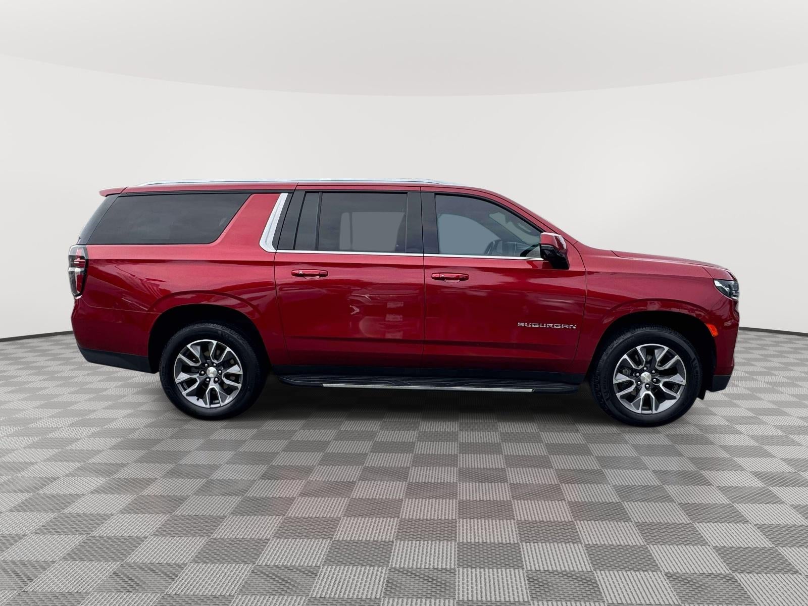 2021 Chevrolet Suburban 4WD LT