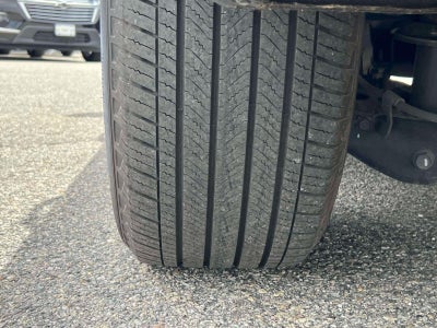 2023 Chevrolet Suburban 4WD LT