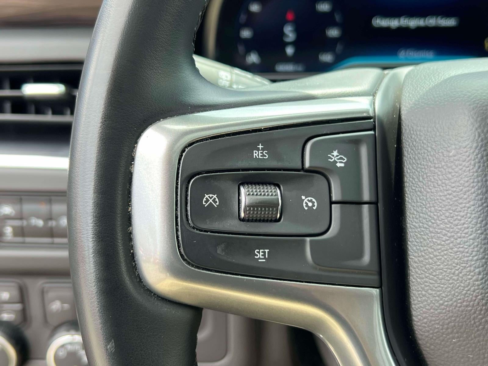 2023 Chevrolet Suburban 4WD LT