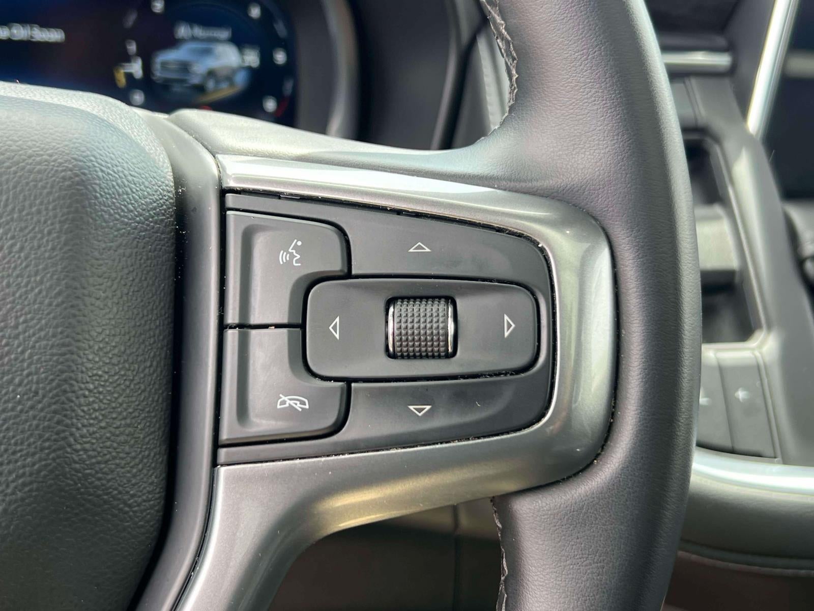 2023 Chevrolet Suburban 4WD LT
