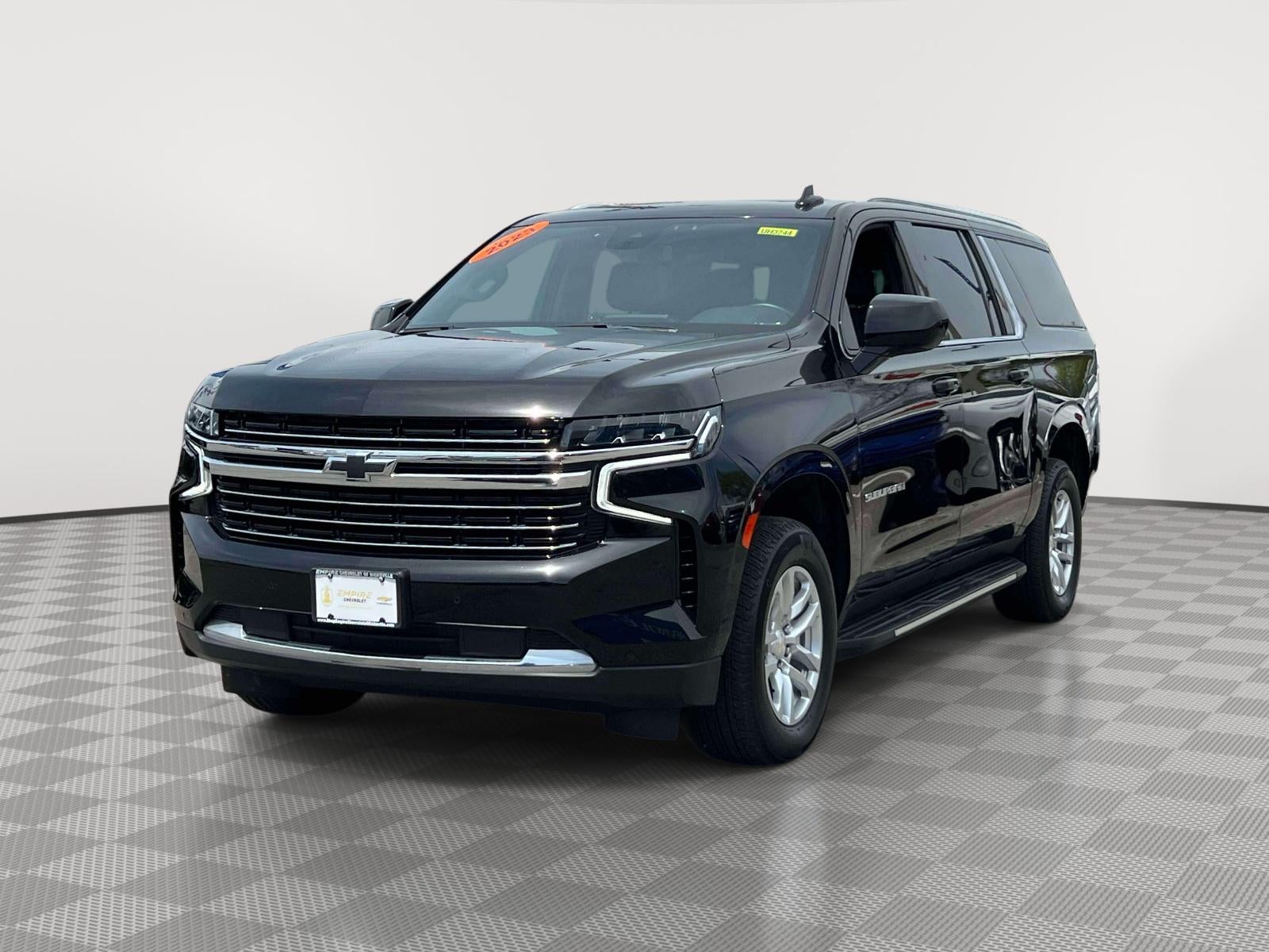 2023 Chevrolet Suburban 4WD LT