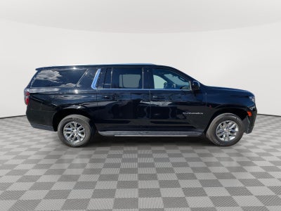 2024 Chevrolet Suburban 4WD LT