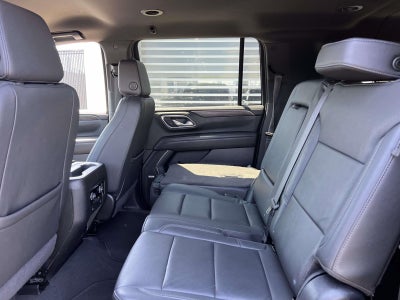 2024 Chevrolet Suburban 4WD LT