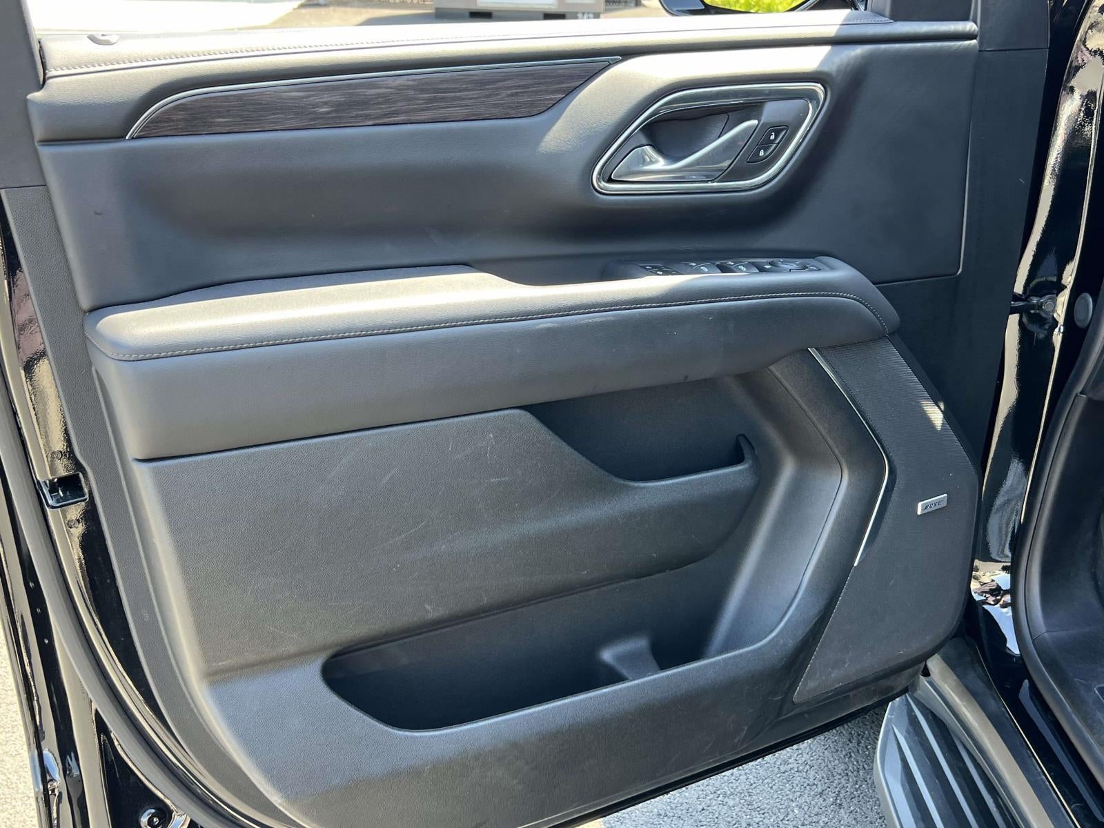 2024 Chevrolet Suburban 4WD LT