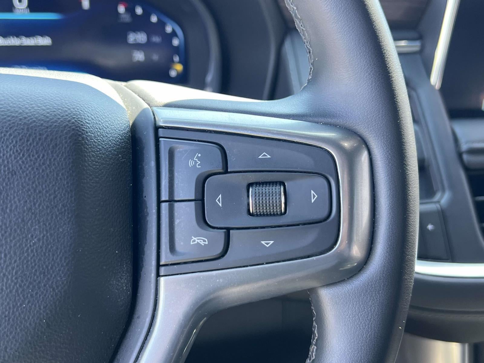 2024 Chevrolet Suburban 4WD LT