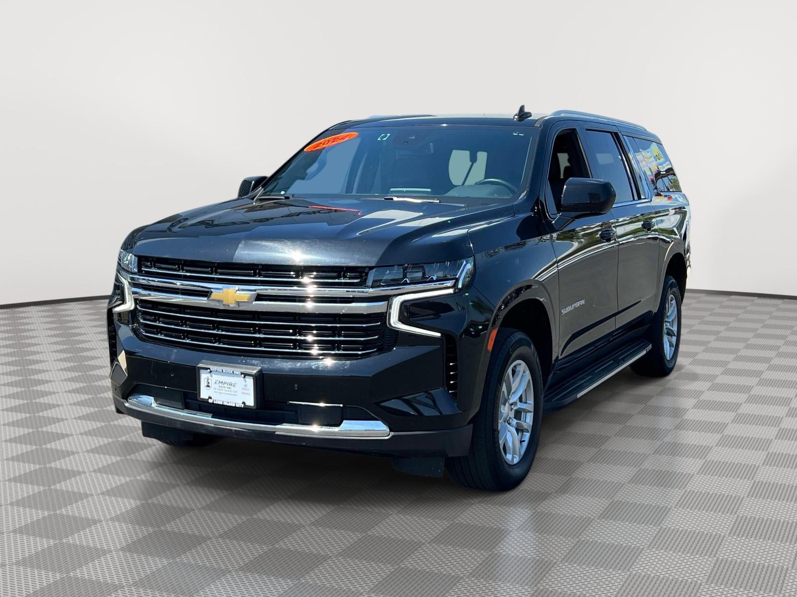 2024 Chevrolet Suburban 4WD LT