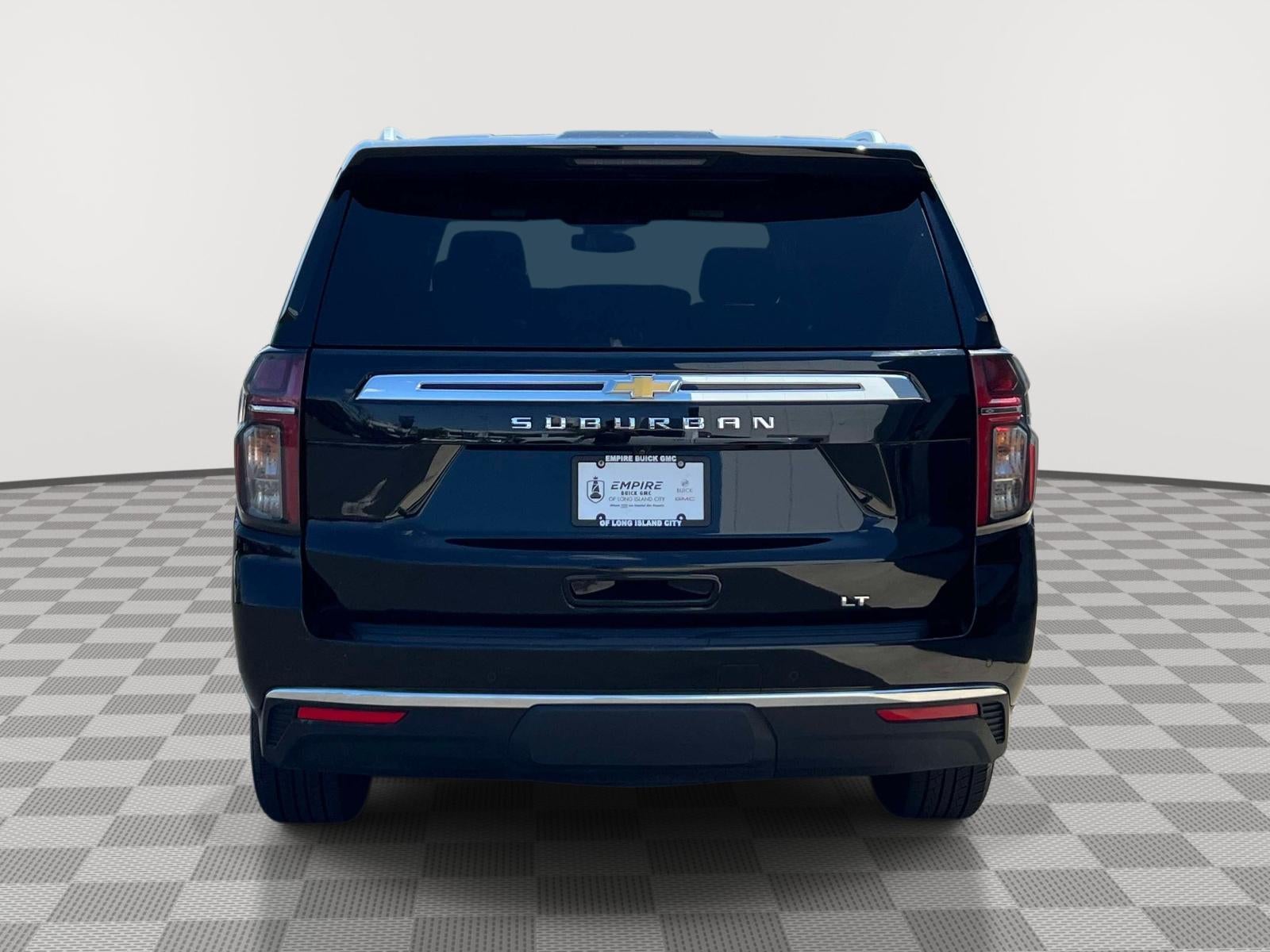 2024 Chevrolet Suburban 4WD LT