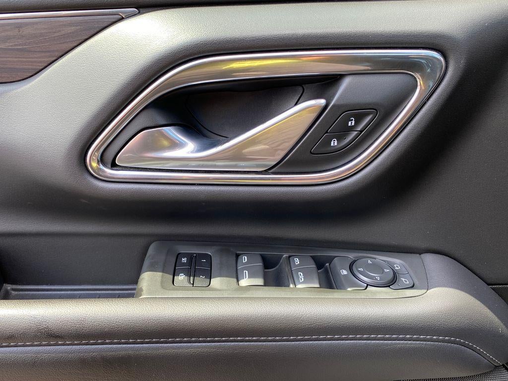 2022 Chevrolet Suburban 4WD LT