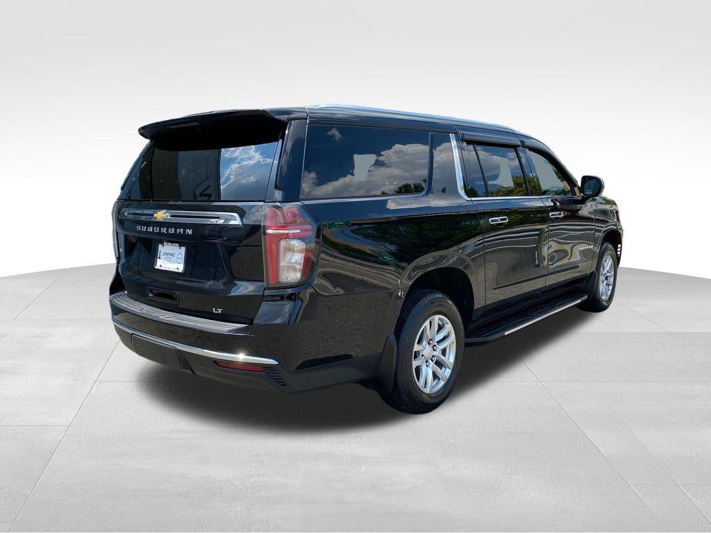 2022 Chevrolet Suburban 4WD LT