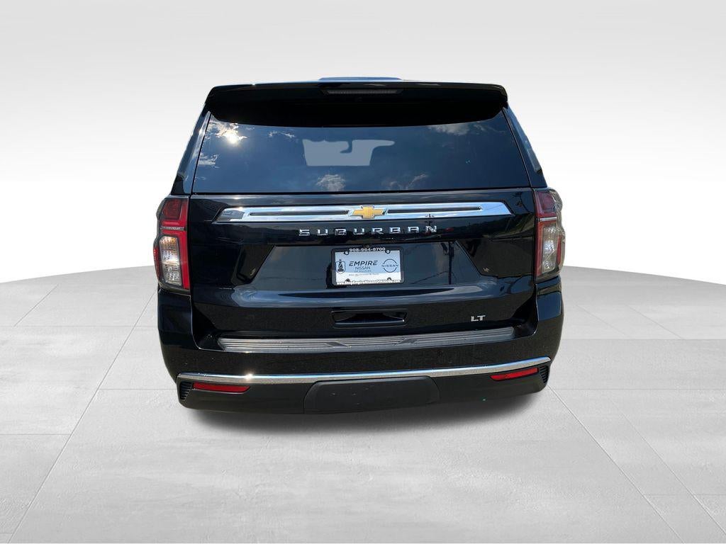 2022 Chevrolet Suburban 4WD LT