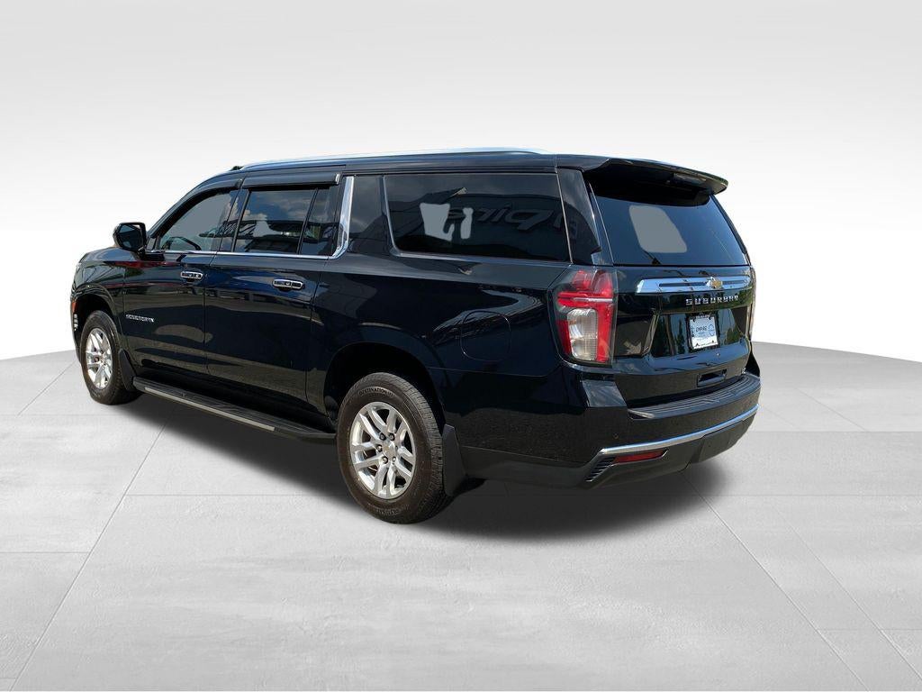 2022 Chevrolet Suburban 4WD LT