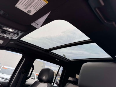 2023 Chevrolet Suburban 4WD Z71