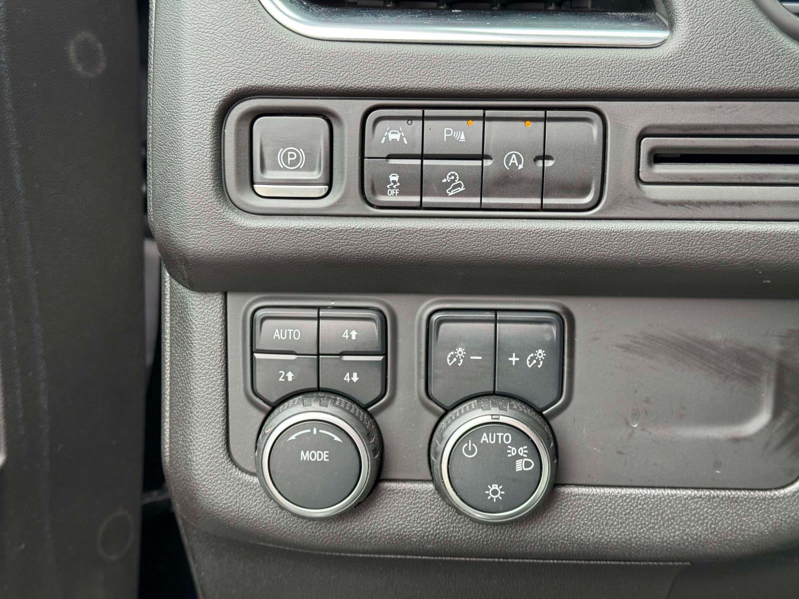 2023 Chevrolet Suburban 4WD Z71