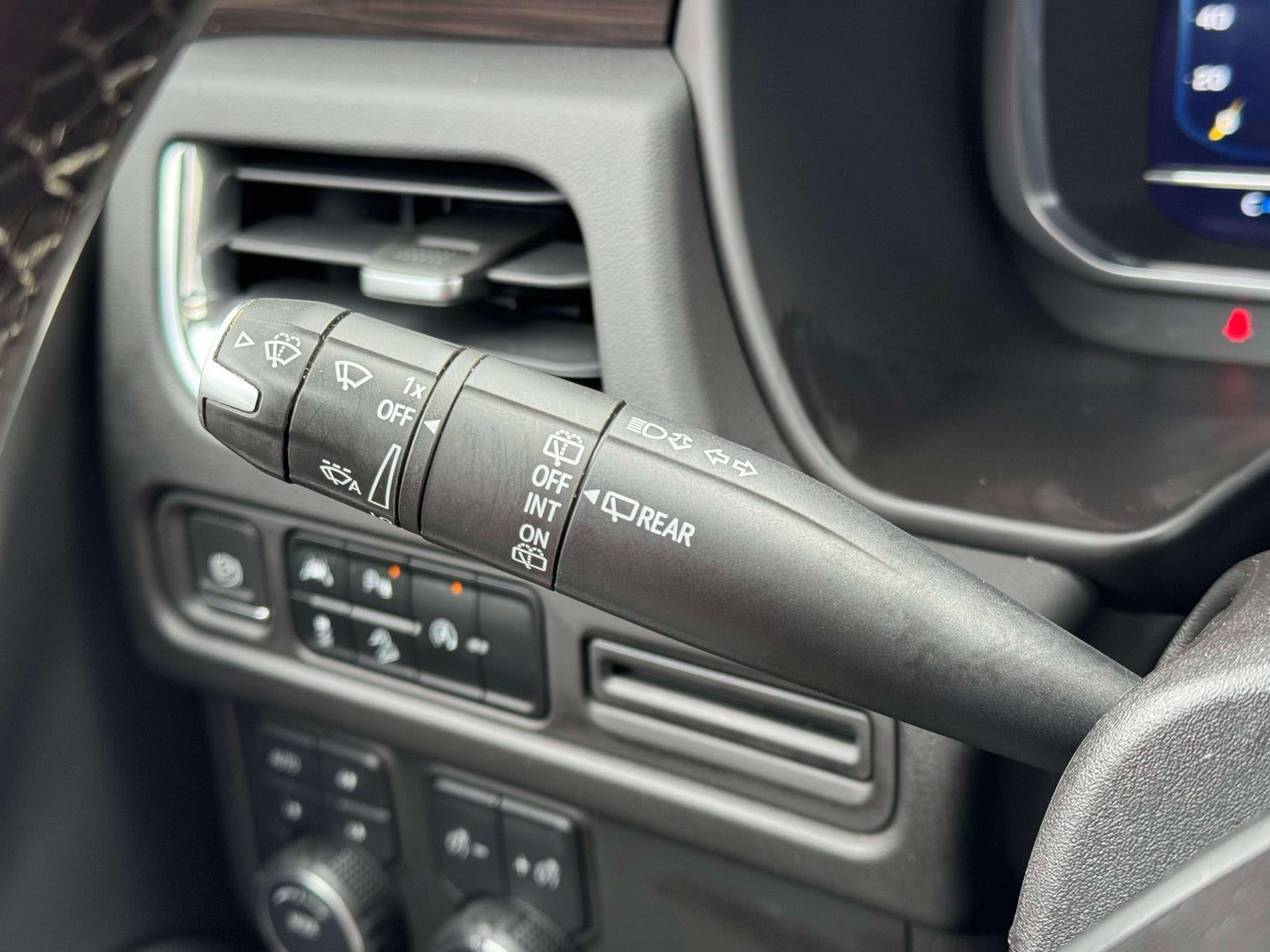 2023 Chevrolet Suburban 4WD Z71