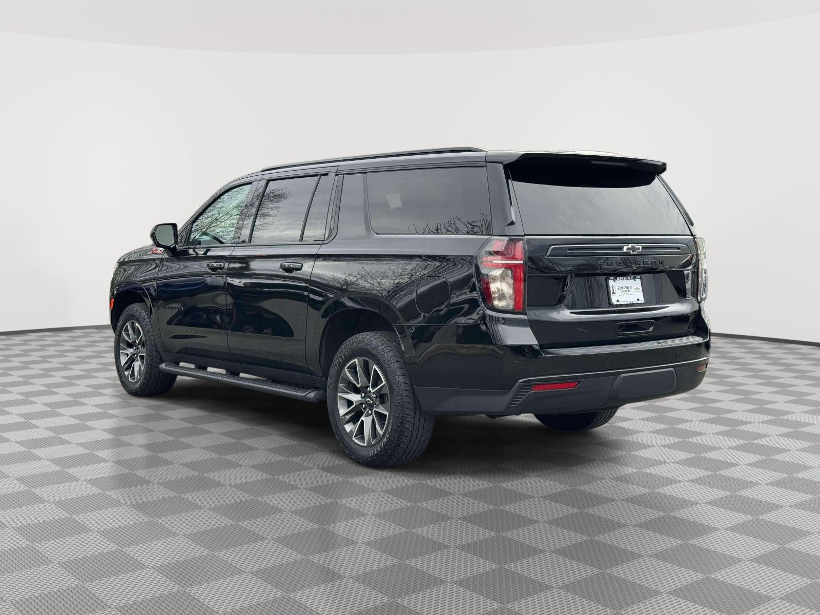 2023 Chevrolet Suburban 4WD Z71