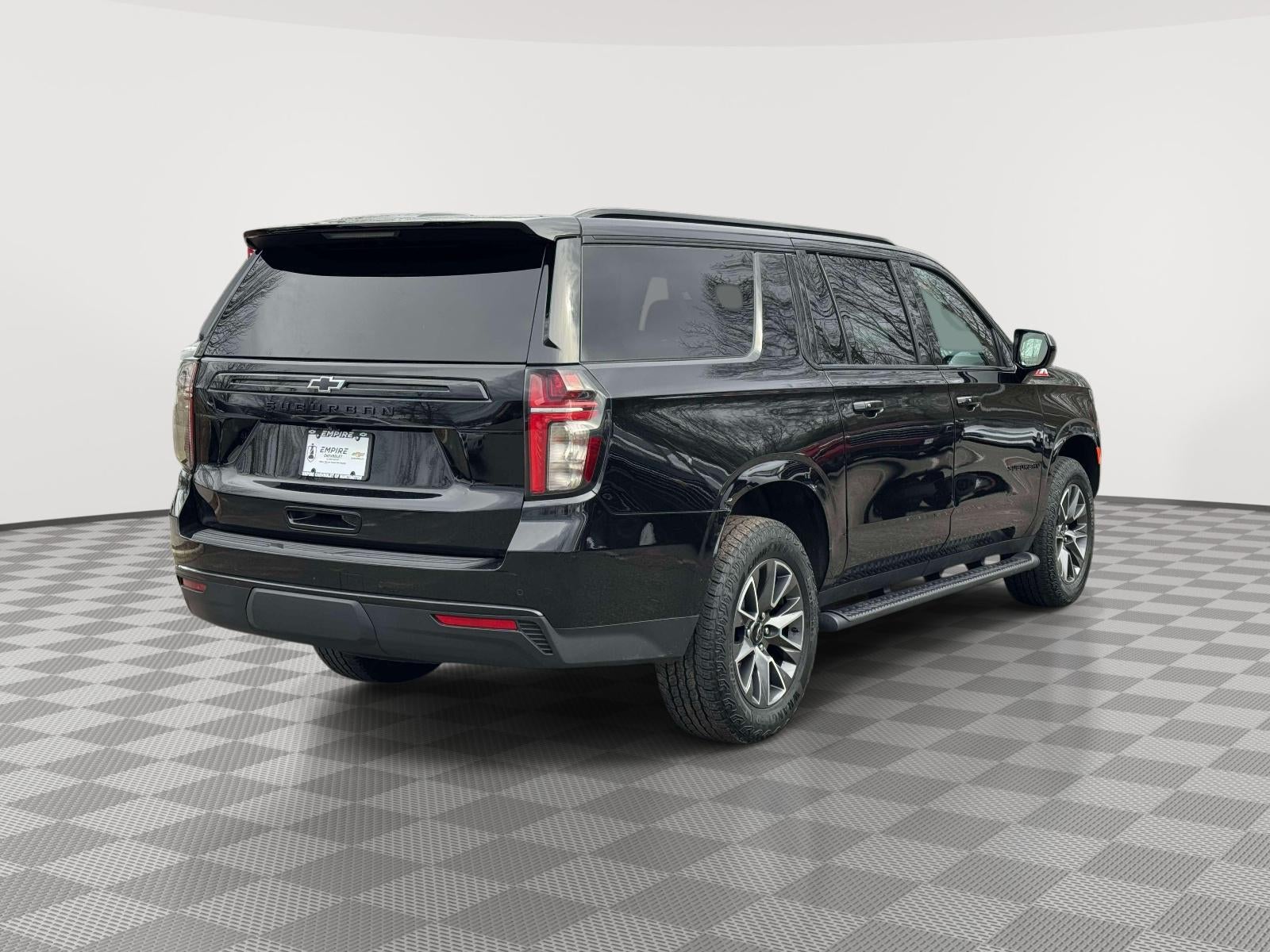 2023 Chevrolet Suburban 4WD Z71