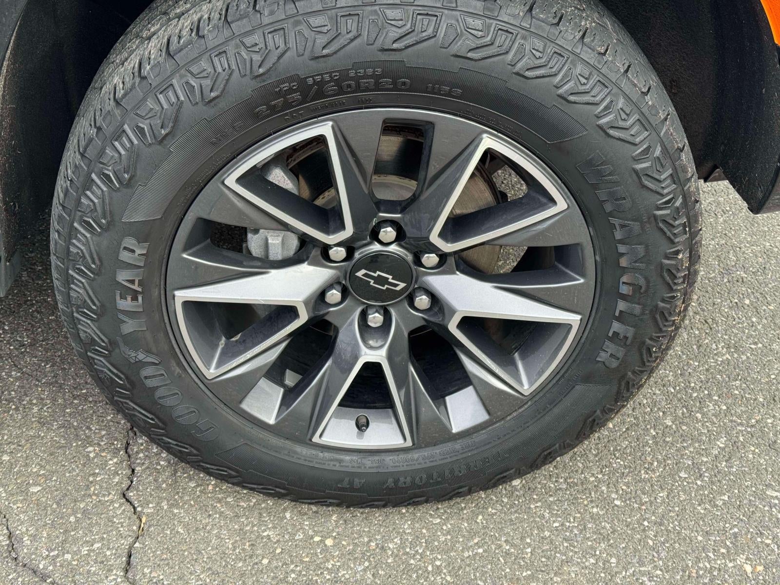 2023 Chevrolet Suburban 4WD Z71