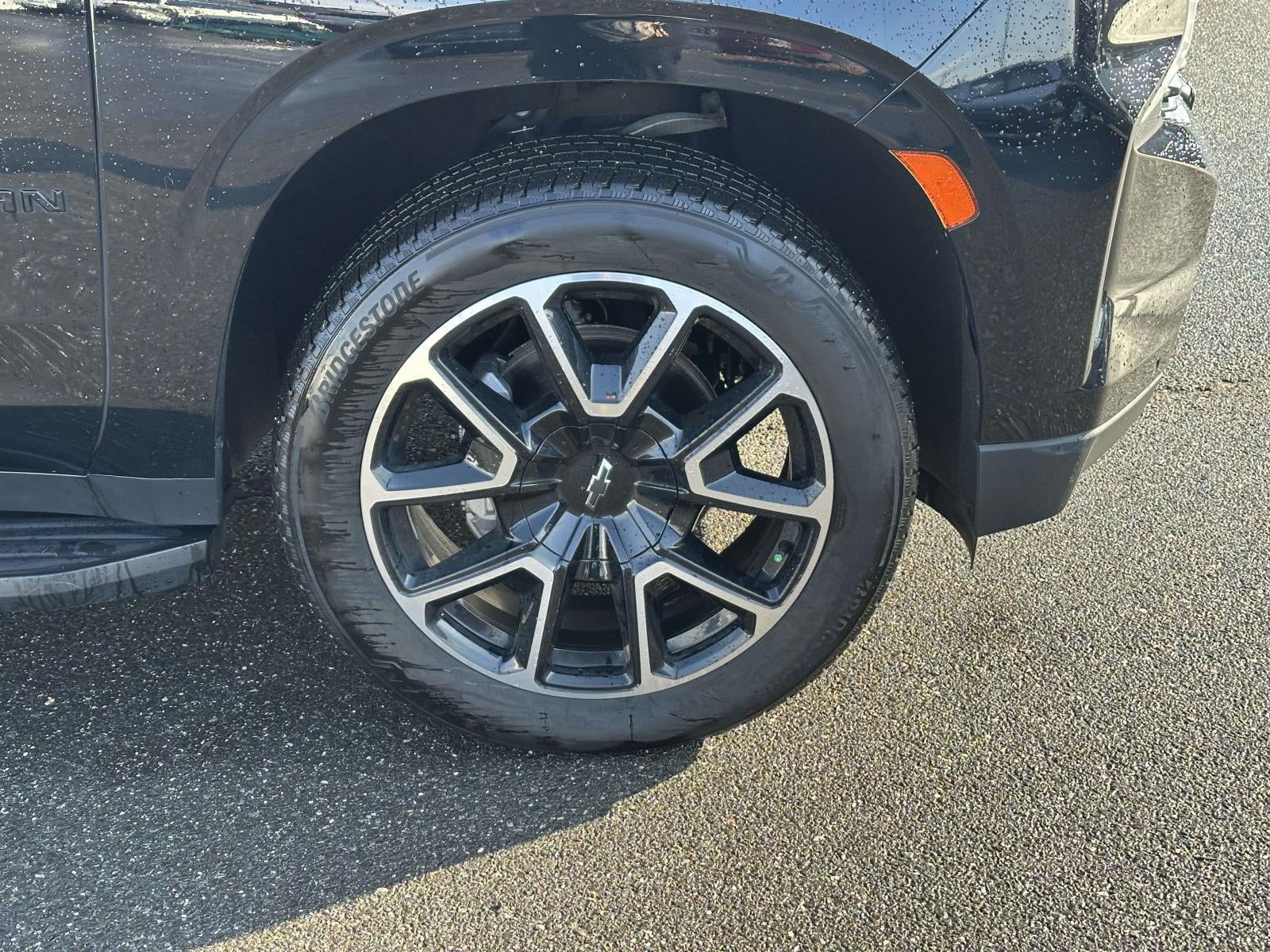 2022 Chevrolet Suburban 4WD RST